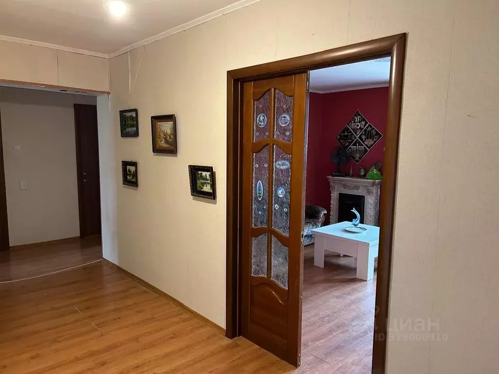 2-к кв. Саратовская область, Саратов ул. Танкистов, 77Ак2 (67.0 м) - Фото 0