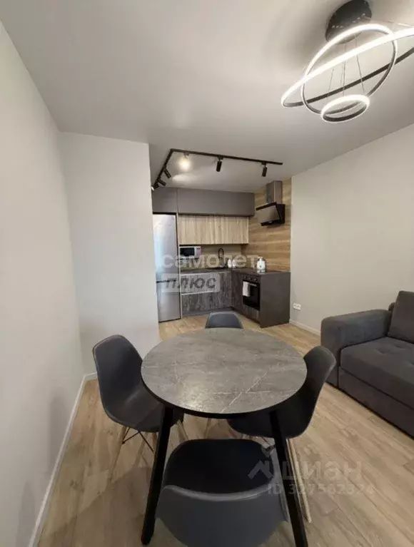 Студия Тюменская область, Тюмень ДОК мкр, ул. Воронинская, 43 (34.7 м) - Фото 1