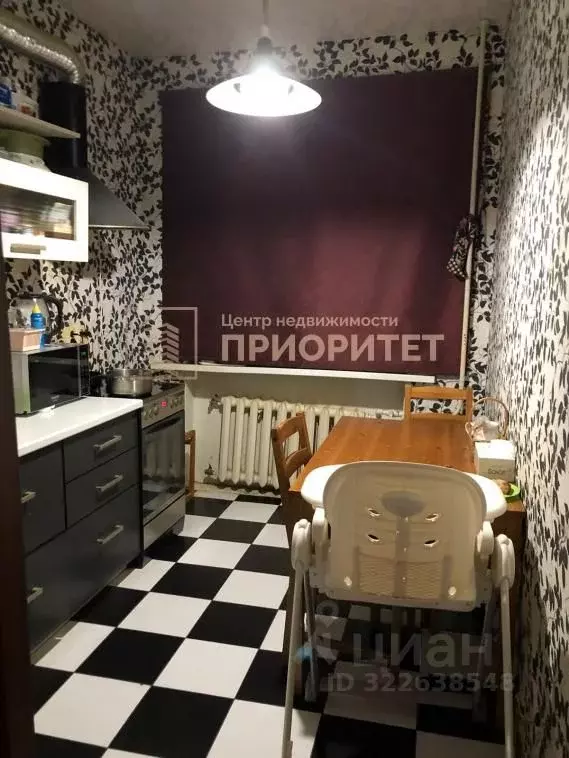 2-к кв. Саха (Якутия), Якутск Воинская ул., 9 (68.0 м) - Фото 0