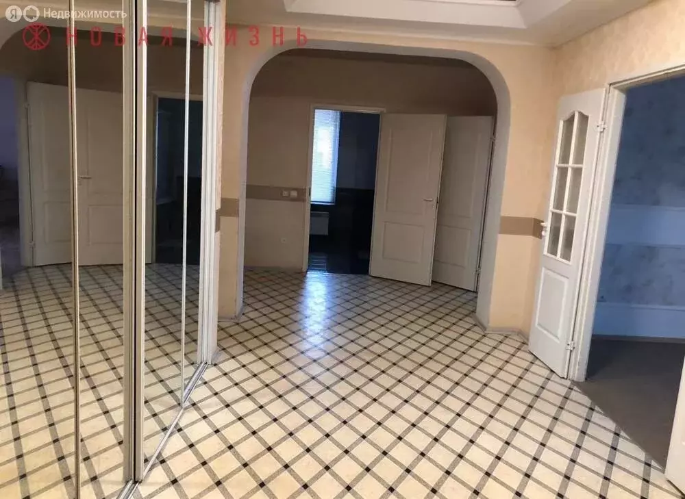 4-комнатная квартира: Самара, Арцыбушевская улица, 42 (186 м) - Фото 1