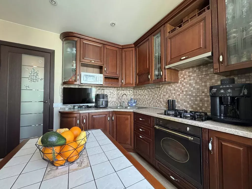 Продается 3-комнатная квартира - Фото 2