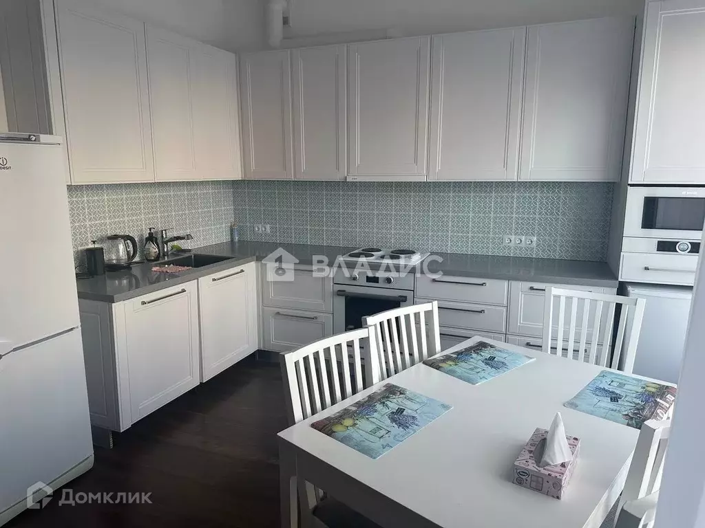 Продаётся 2-к квартира, 77 м - Фото 0