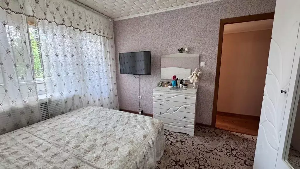 3-к кв. Астраханская область, Астрахань ул. Николая Островского, 66к1 ... - Фото 0