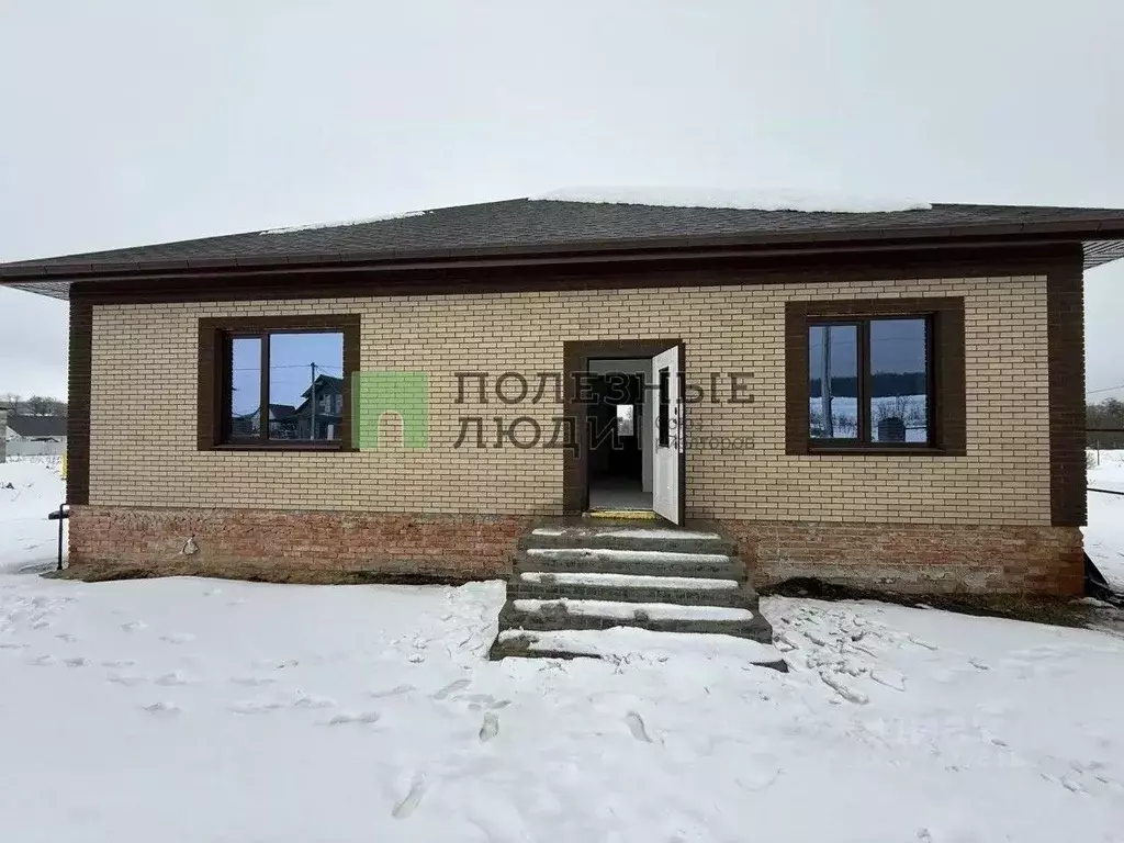 Дом в Белгородская область, Чернянский район, Русскохаланское с/пос, ... - Фото 2