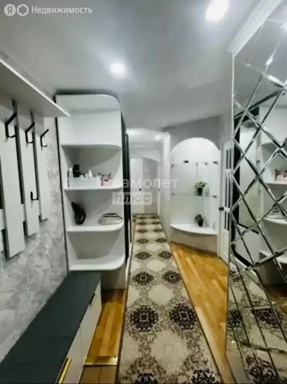 3-комнатная квартира: Михайловск, Кооперативная улица, 15 (64.7 м) - Фото 1