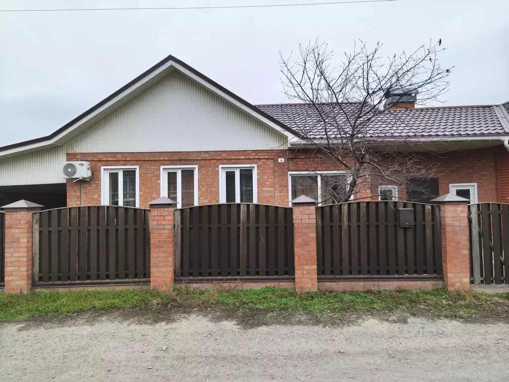 Дом в Ростовская область, Багаевская ст-ца пер. Чкалова, 4 (71 м) - Фото 1