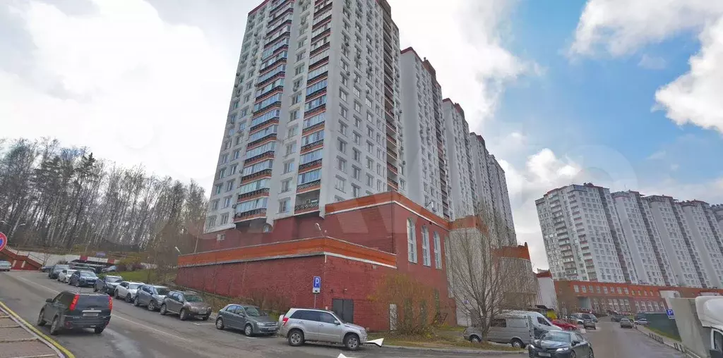 Аукцион: 2-к. квартира, 87 м, 16/16 эт. - Фото 1