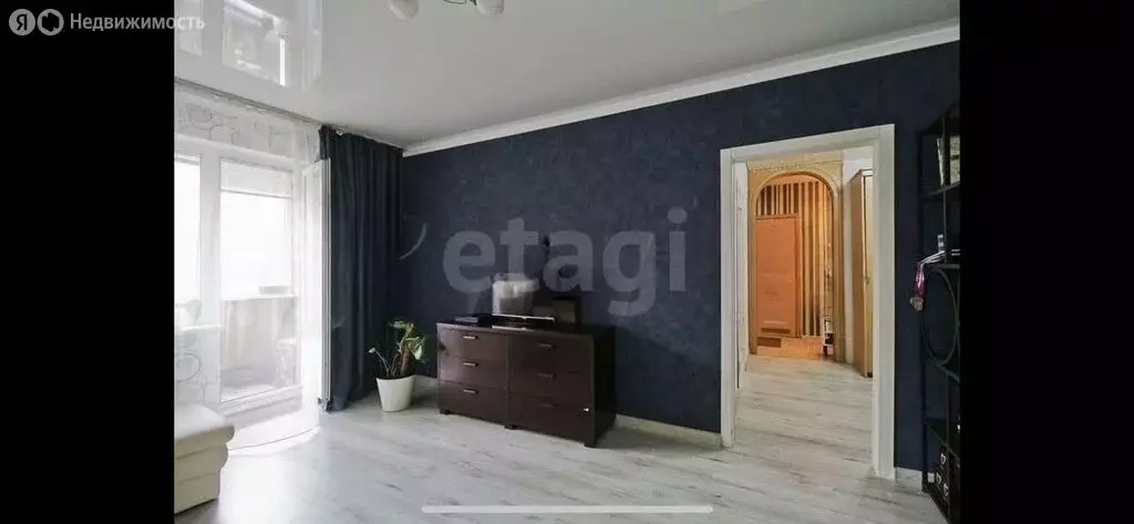4-комнатная квартира: Калининград, улица Согласия, 17 (81 м) - Фото 1
