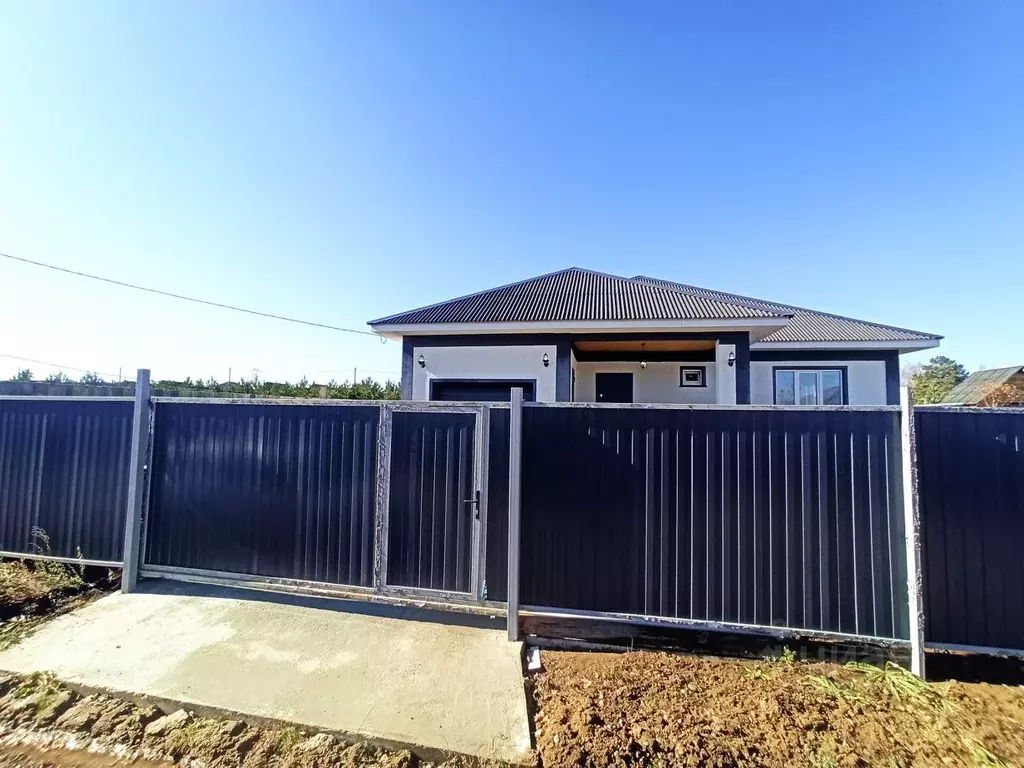 Дом в Иркутская область, Иркутский муниципальный округ, д. Куда ул. ... - Фото 1