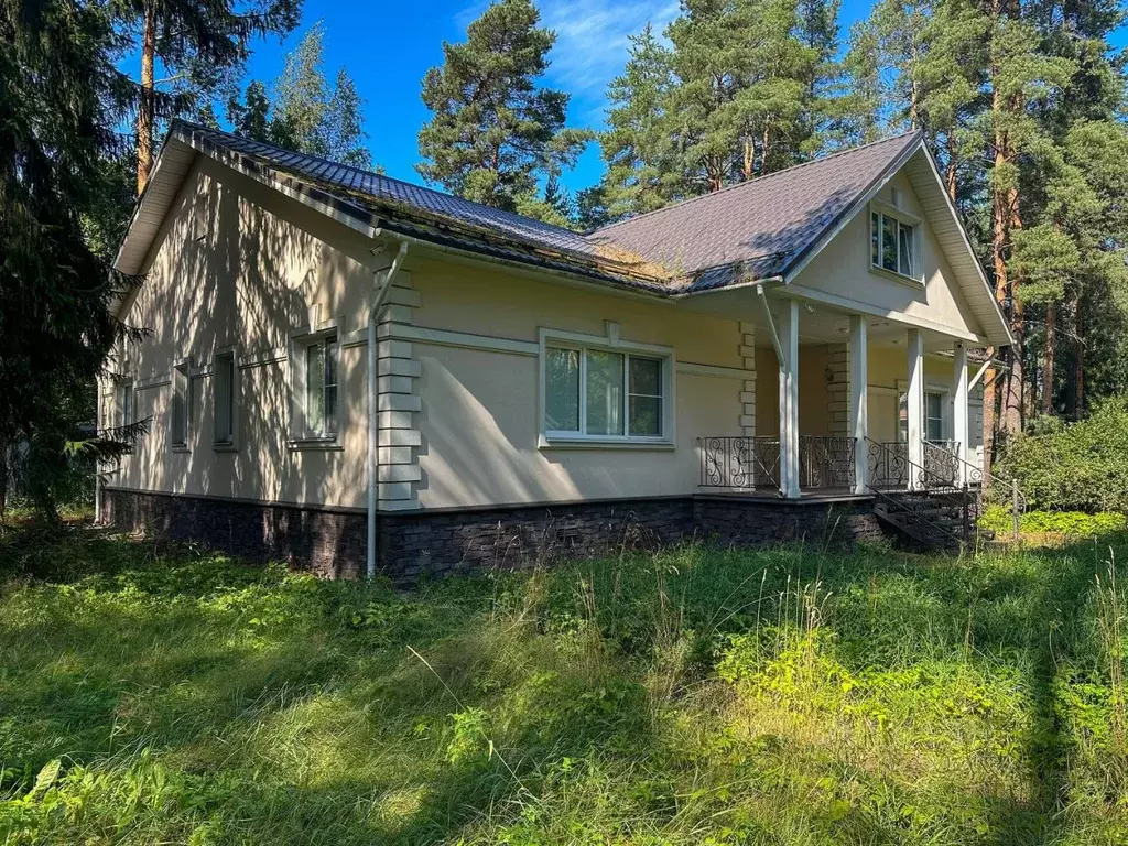 Дом в Ленинградская область, Всеволожск просп. Гончарова, 66 (250 м) - Фото 1