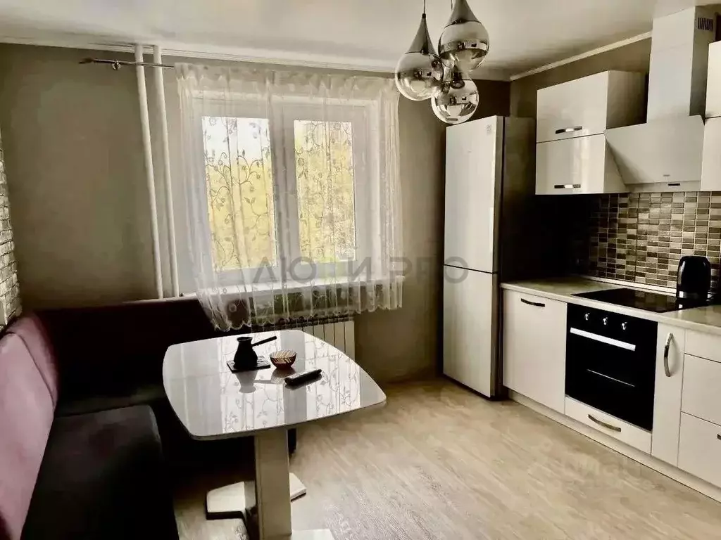 3-к кв. Башкортостан, Уфа ул. Минигали Губайдуллина, 17/3 (84.1 м) - Фото 2