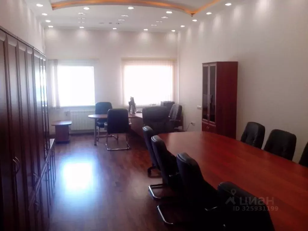 Офис в Свердловская область, Екатеринбург ул. Токарей, 68 (36 м) - Фото 1