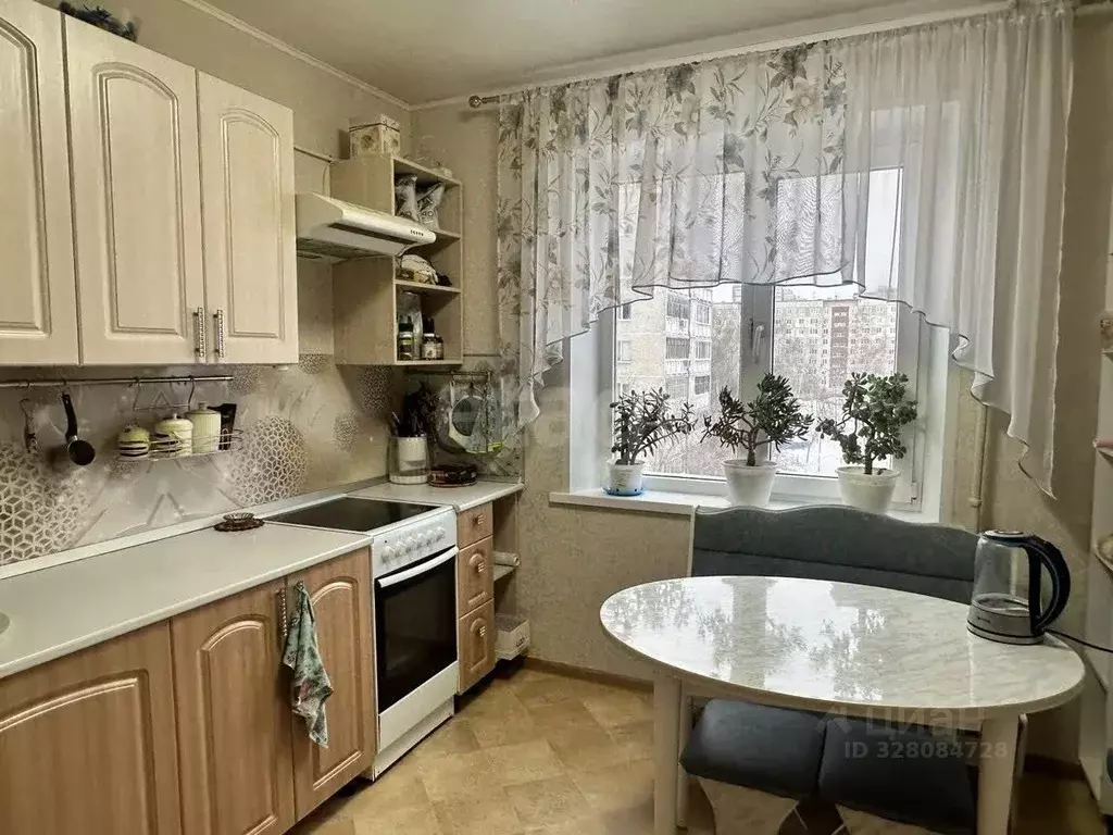 2-к кв. Тюменская область, Тюмень ул. Александра Логунова, 18 (51.0 м) - Фото 1