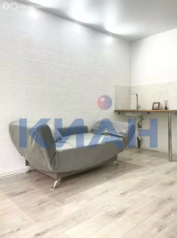 Квартира-студия: Красноярск, улица Ладо Кецховели, 58 (19 м) - Фото 1
