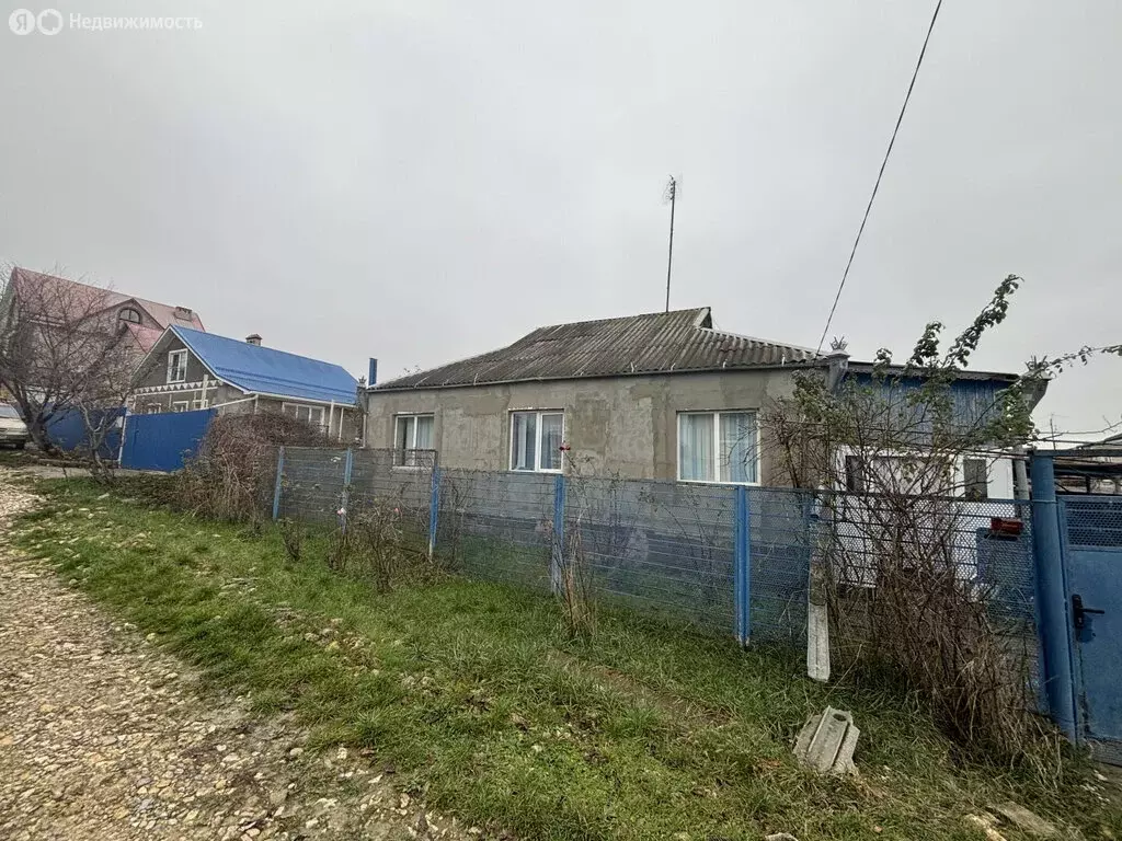 Дом в Крымск, 1-я улица Шевченко (80 м) - Фото 1