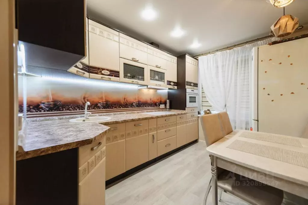 3-к кв. Камчатский край, Петропавловск-Камчатский ул. Академика ... - Фото 1