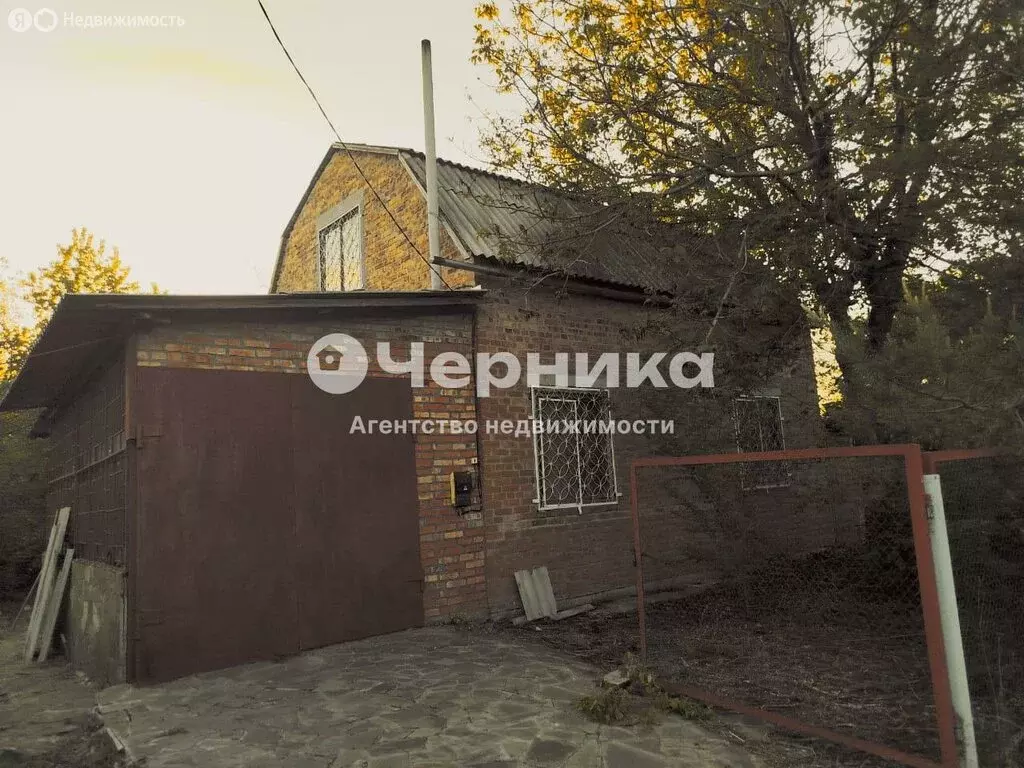 Дом в Усть-Донецкий район, Мелиховское сельское поселение, ... - Фото 1