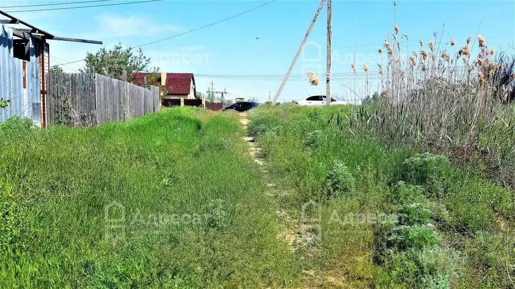 Участок в Волгоградская область, Волгоград Мичуринец-7 СНТ, ул. 5-я ... - Фото 0
