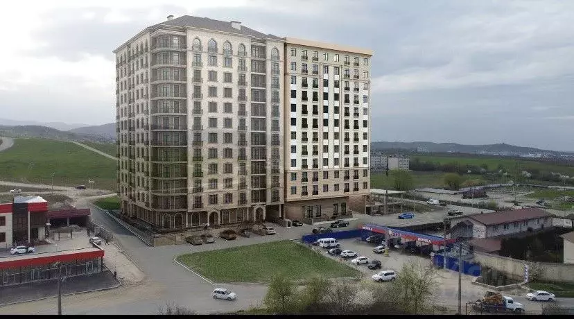 3-к кв. Кабардино-Балкария, Нальчик ул. Атажукина, 2 (101.5 м) - Фото 1
