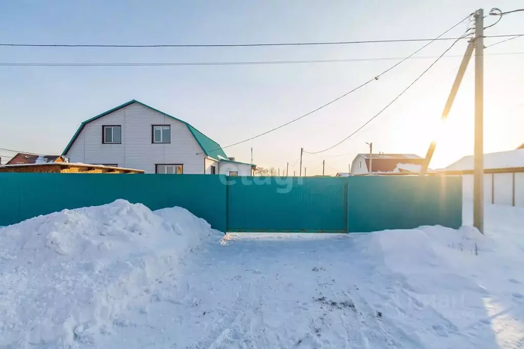 Дом в Омская область, Омский район, с. Троицкое ул. Янтарная (230 м) - Фото 0