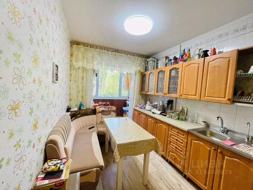 3-к кв. Крым, Симферополь ул. Залесская, 91 (66.0 м) - Фото 0