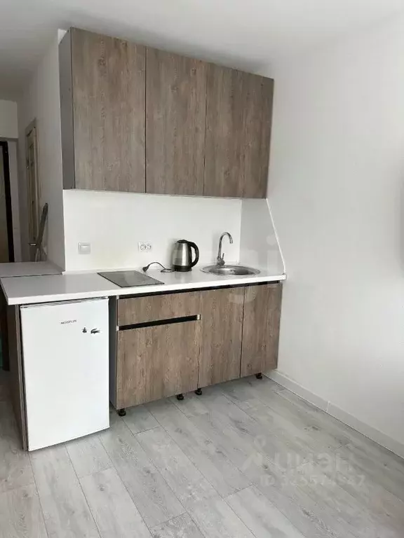 Студия Тюменская область, Тюмень ул. Мельникайте, 83 (18.3 м) - Фото 1