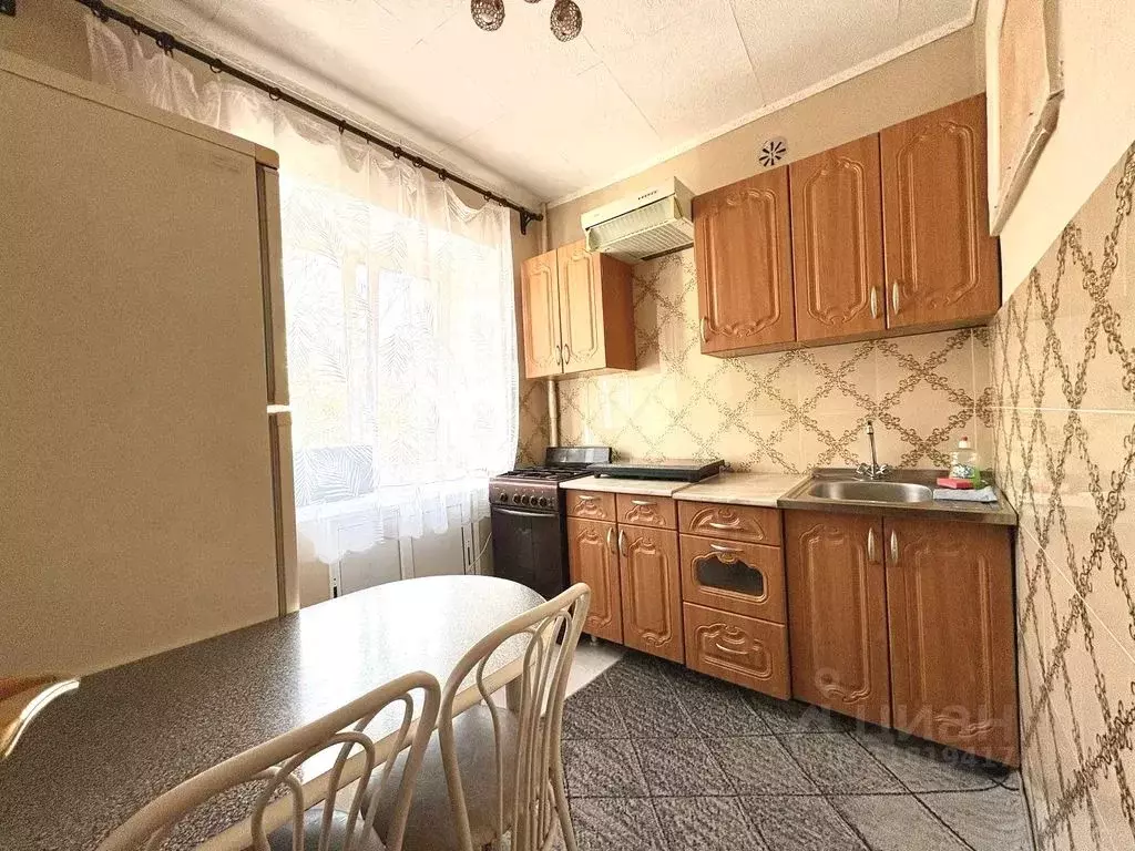 1-к кв. Хабаровский край, Хабаровск Амурский бул., 36 (35.0 м) - Фото 0