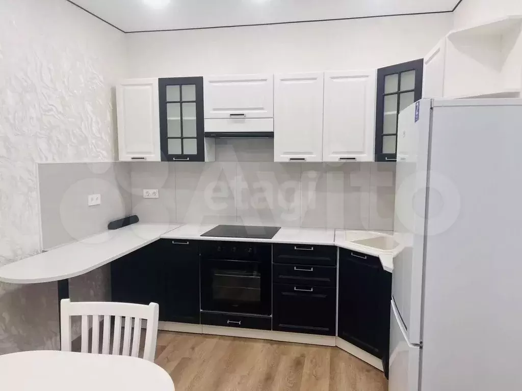 1-к. квартира, 70 м, 2/24 эт. - Фото 1
