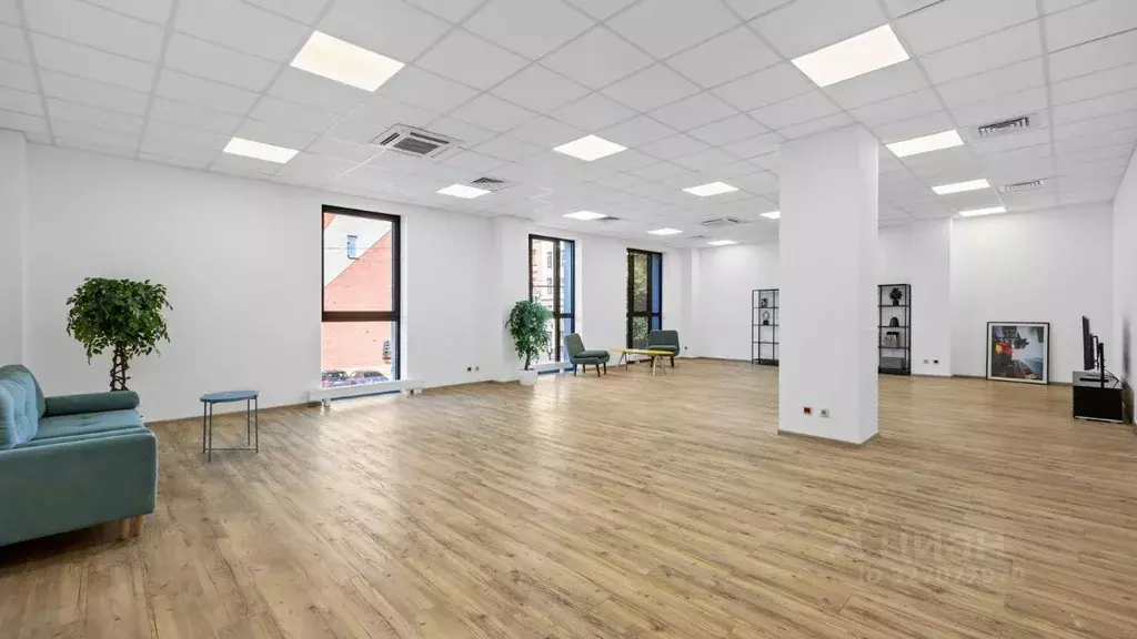 Офис в Санкт-Петербург ул. Кропоткина, 1З (90 м) - Фото 1