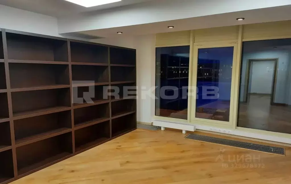 Офис в Санкт-Петербург Петроградская наб., 22 (232 м) - Фото 2