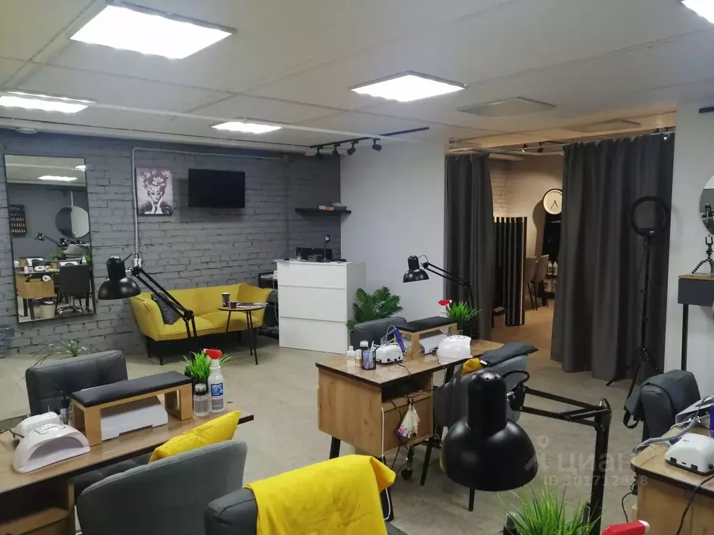 Помещение свободного назначения в Санкт-Петербург, Санкт-Петербург, ... - Фото 2