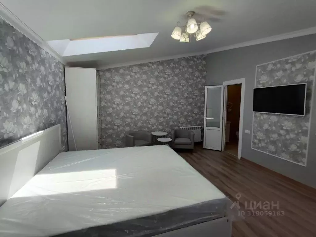Студия Крым, Ялта наб. Имени В.И. Ленина, 13 (31.4 м) - Фото 1