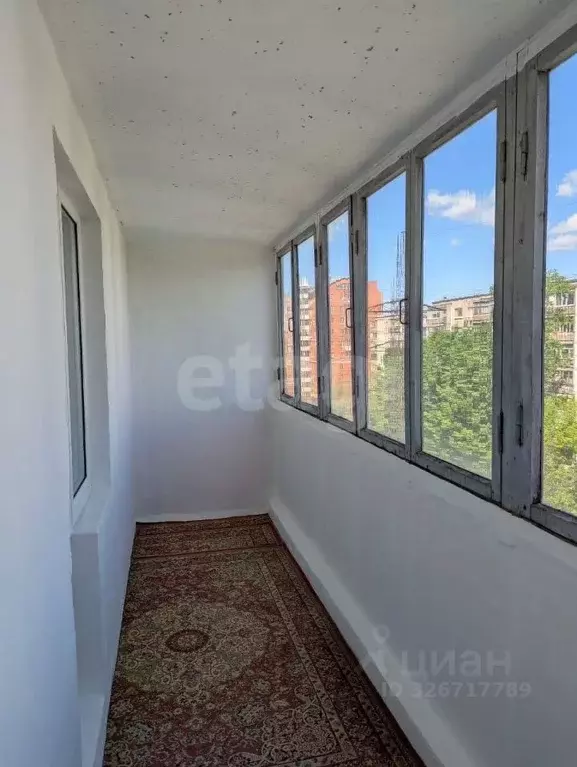 2-к кв. Тюменская область, Тюмень ул. Елизарова, 49 (50.4 м) - Фото 1