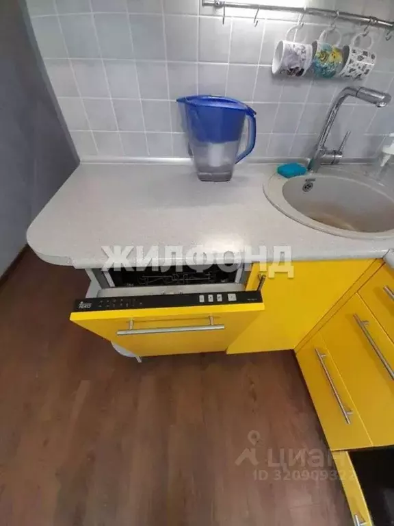 2-к кв. Новосибирская область, Новосибирск Академгородок мкр, ул. ... - Фото 2