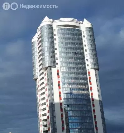 3-комнатная квартира: Тюмень, улица Федюнинского, 64к1 (80 м) - Фото 1