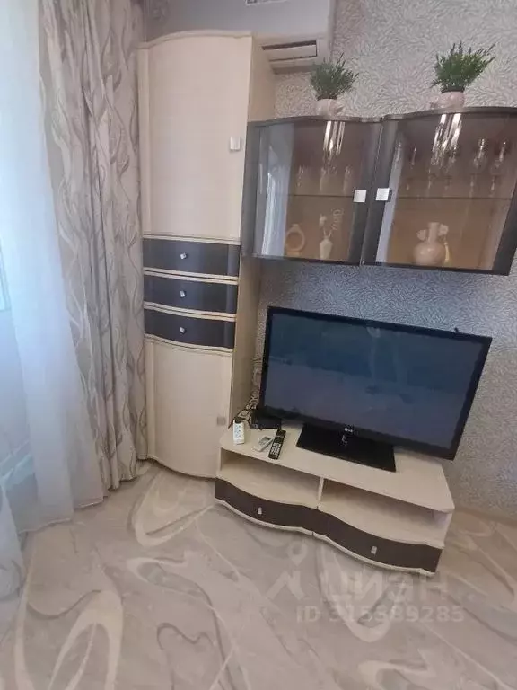 1-к кв. Волгоградская область, Камышин 5-й мкр, 100А (28.0 м) - Фото 0