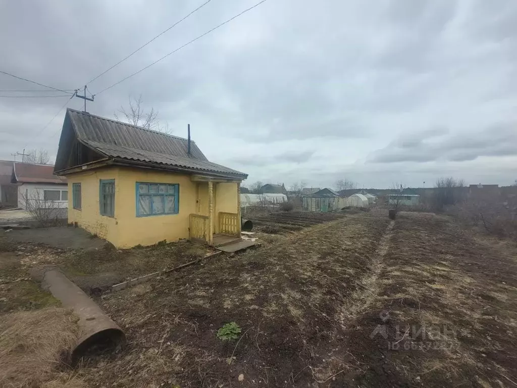 Дом в Свердловская область, Верхняя Салда № 9 КС, ул. Ягодная (14 м) - Фото 0