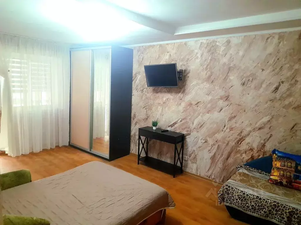 1-к кв. Крым, Феодосия муниципальный округ, Приморский пгт ул. Победы, ... - Фото 1