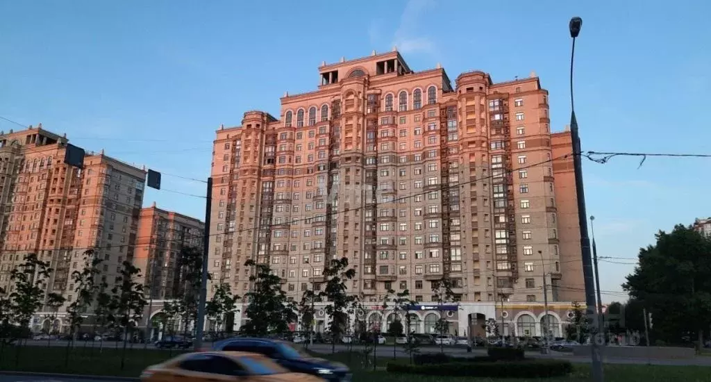 Помещение свободного назначения в Москва Мичуринский просп., 7К1 (128 ... - Фото 1