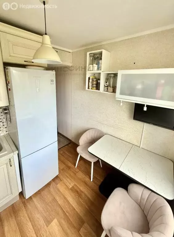 3-комнатная квартира: Москва, улица 50 лет Октября, 19к1 (50.6 м) - Фото 1