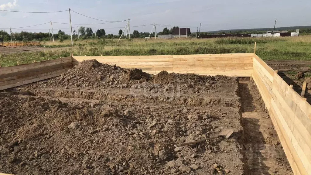 Участок в Свердловская область, Нижний Тагил ул. Фаины Шаруновой ... - Фото 0