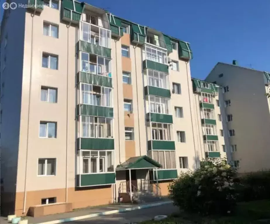 2-комнатная квартира: Горно-Алтайск, улица Петра Сухова, 12 (77.7 м) - Фото 1