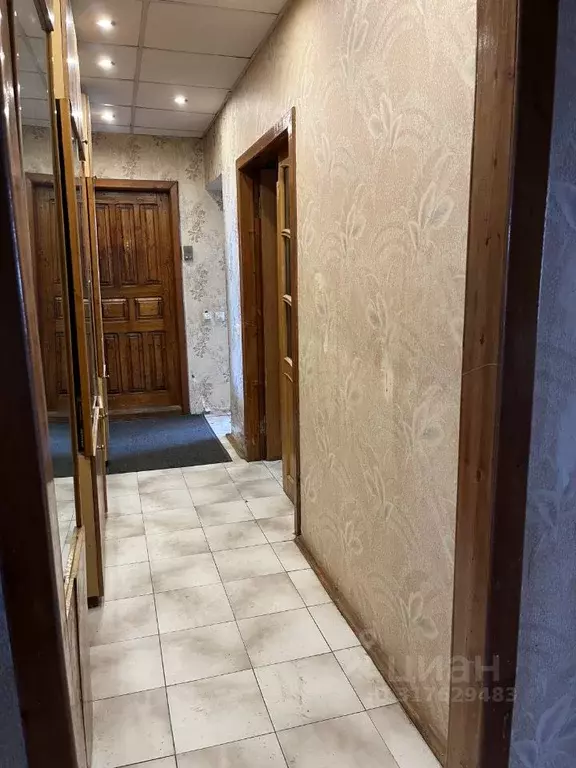 3-к кв. Орловская область, Орел ул. Достоевского, 4 (67.0 м) - Фото 0