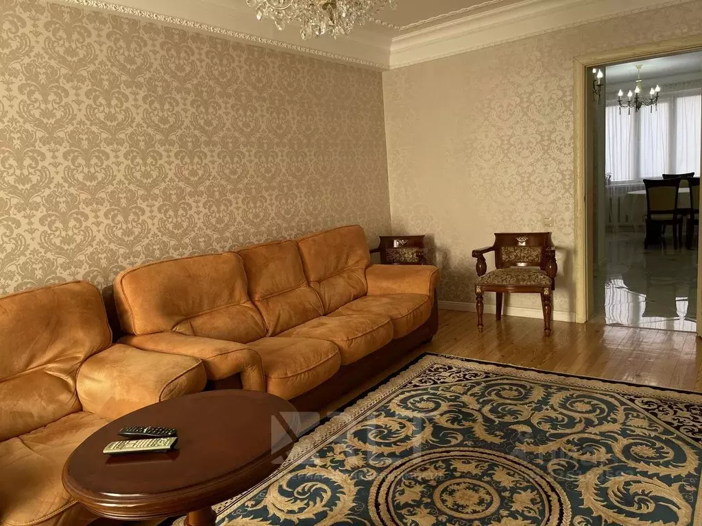 3-к кв. Дагестан, Махачкала ул. Ушакова, 3 (83.0 м) - Фото 0