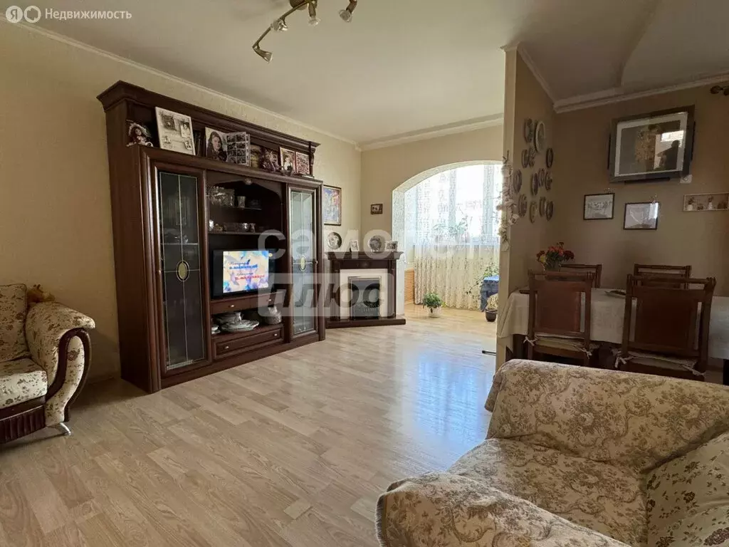 2-комнатная квартира: Астрахань, улица Куликова, 62к1 (65.3 м) - Фото 0