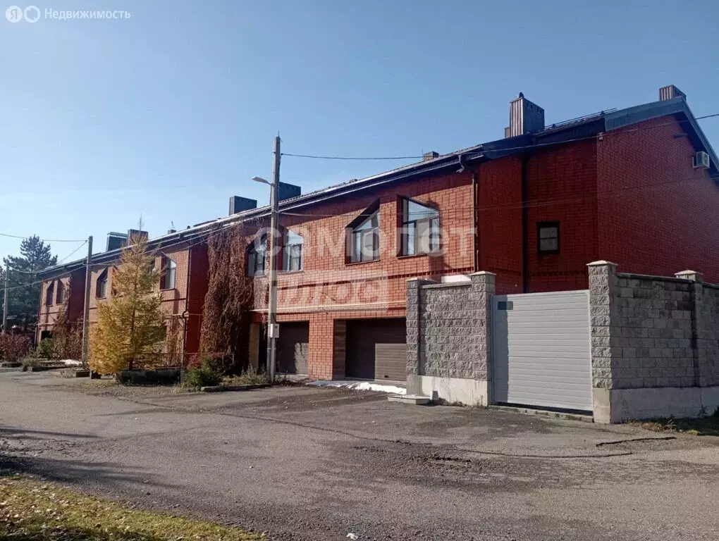 Дом в деревня Зелёная Поляна, Солнечная улица, 37 (300 м) - Фото 1