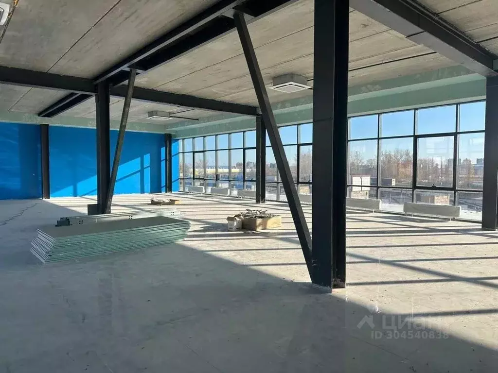 Помещение свободного назначения в Татарстан, Набережные Челны ул. ... - Фото 1