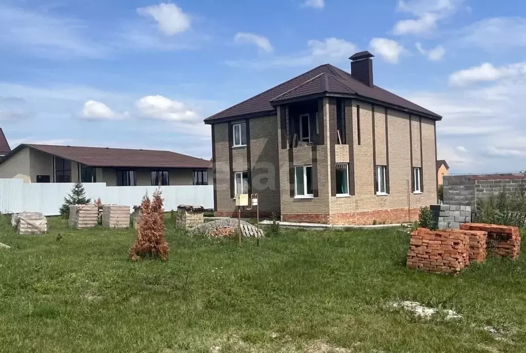 Дом в Белгородская область, Белгород Юго-Западный-2.1 мкр, ул. Князя ... - Фото 1