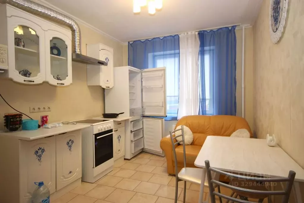 2-к кв. Московская область, Лобня Спортивная ул., 7к3 (56.0 м) - Фото 1