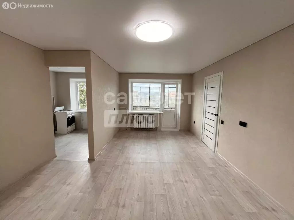 2-комнатная квартира: Миасс, проспект Макеева, 37 (47 м) - Фото 0